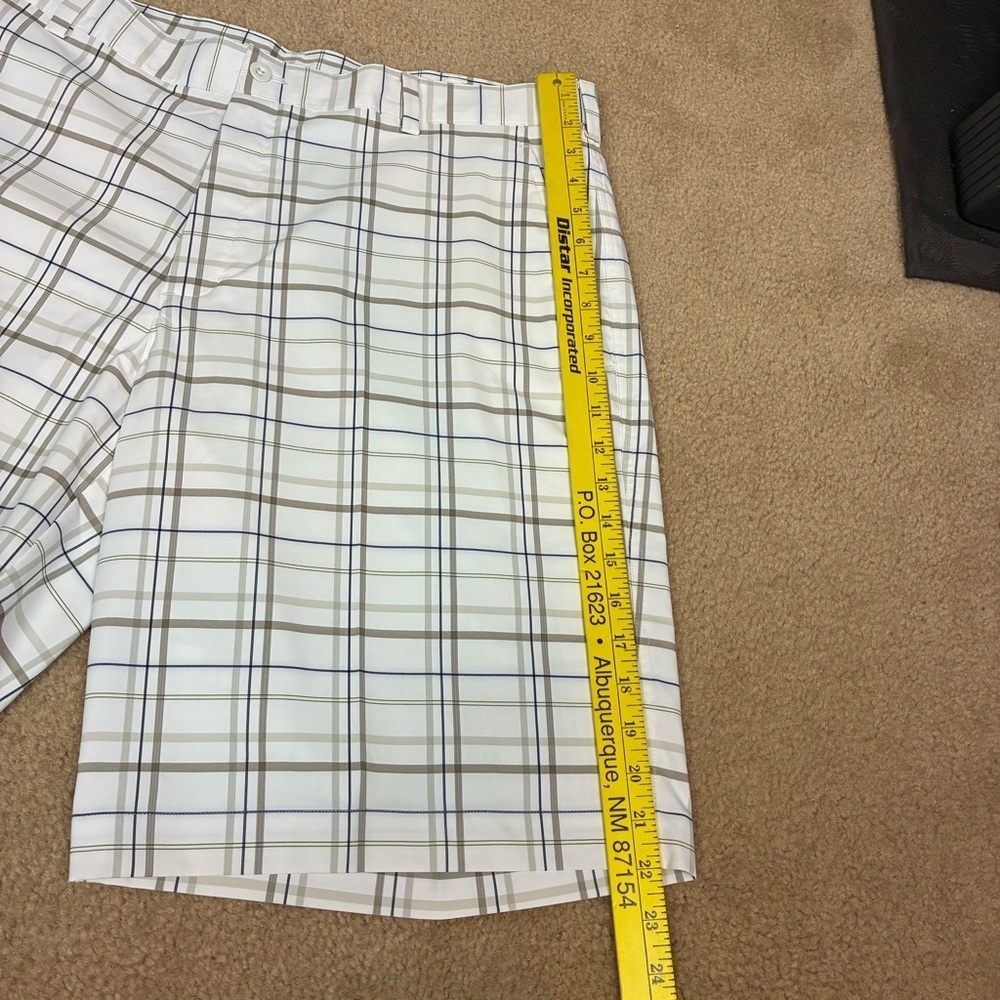 Nike Golf Dri Fit Plaid Shorts - Sz 38 - Picture 9 of 11